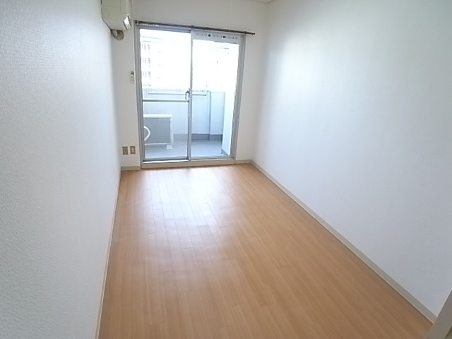 GSハイム元町の居間・リビング