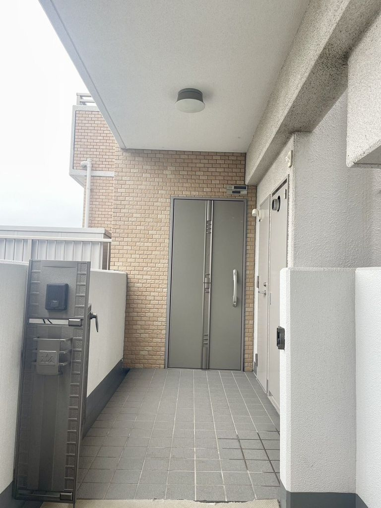 ディナスティ御影山手のエントランス