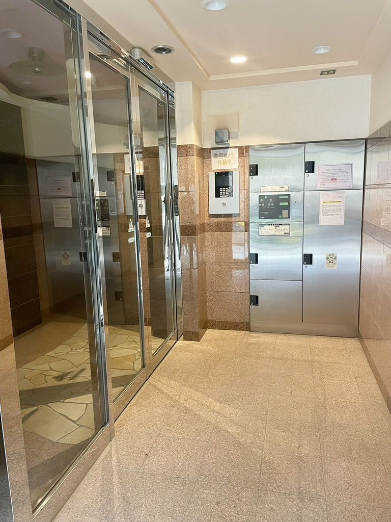 ディナスティ御影山手のエントランス