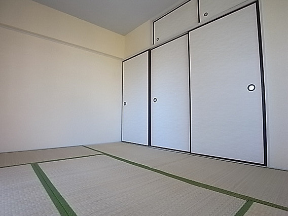 ハイツタケシの居間・リビング