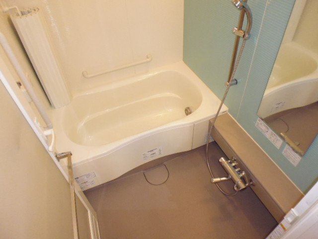 神戸元町山手ヴィアージュの浴室