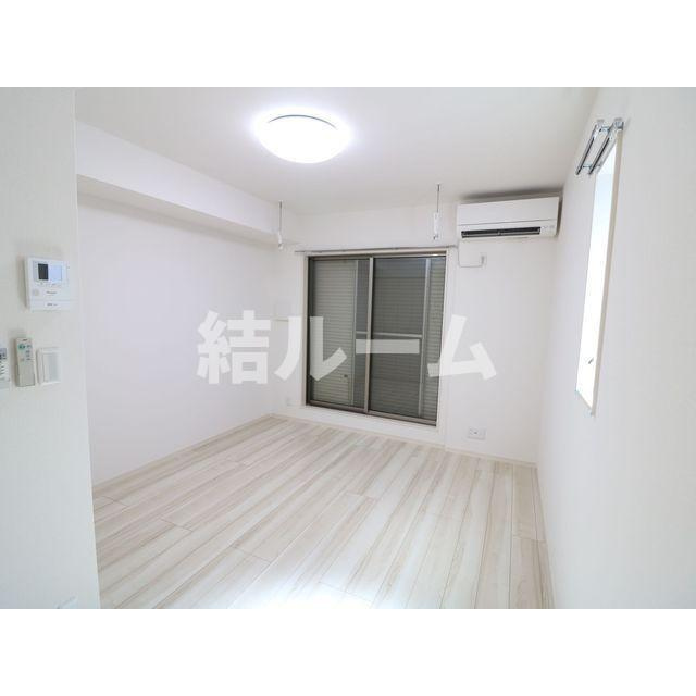 板橋区高島平１丁目のアパートの居間・リビング