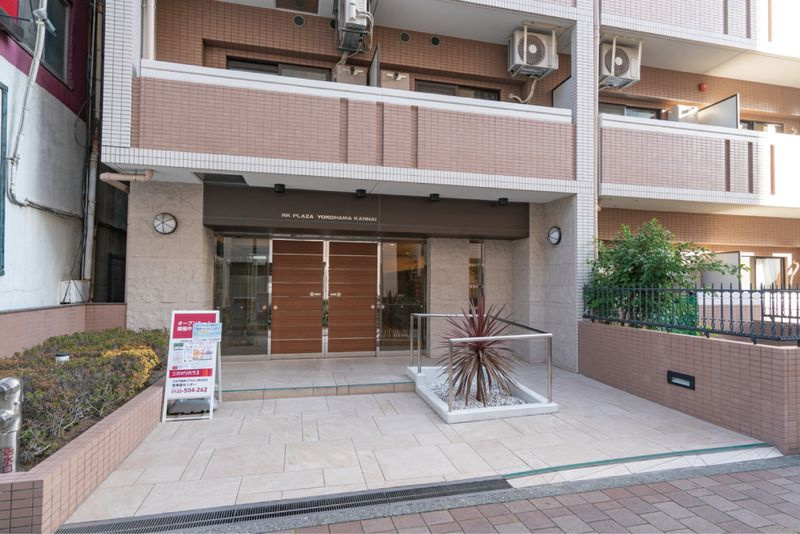 アール・ケープラザ横浜関内のエントランス