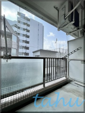 ローヤルガーデンのバルコニー