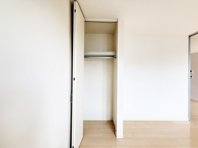 グランマスト杉井流Ⅱ A棟の居間・リビング