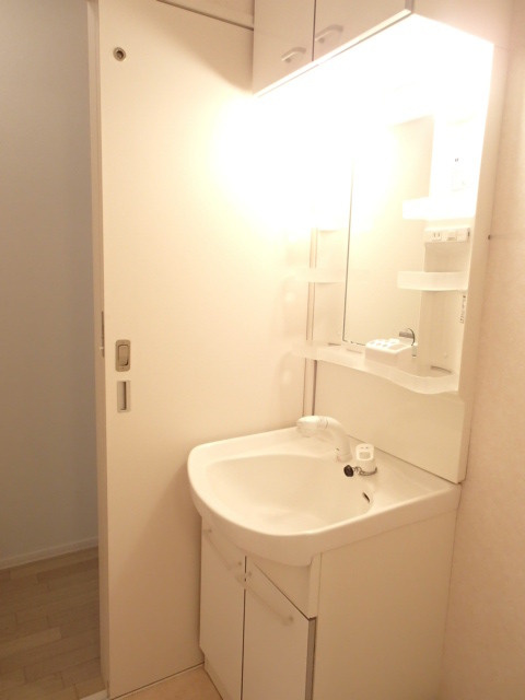 ＭＹコート自由が丘の洗面所|独立洗面台