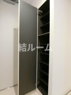 板橋区大山金井町の賃貸マンションの玄関