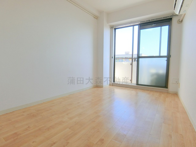 ジョイフル蒲田弐番館の居間・リビング