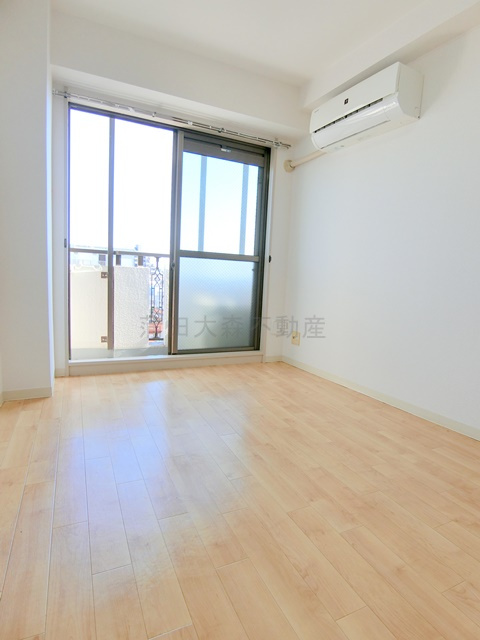 ジョイフル蒲田弐番館の居間・リビング