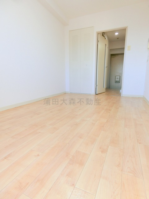 ジョイフル蒲田弐番館の居間・リビング