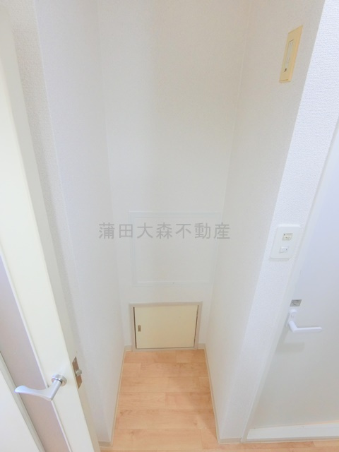 ジョイフル蒲田弐番館のキッチン|冷蔵庫置き場