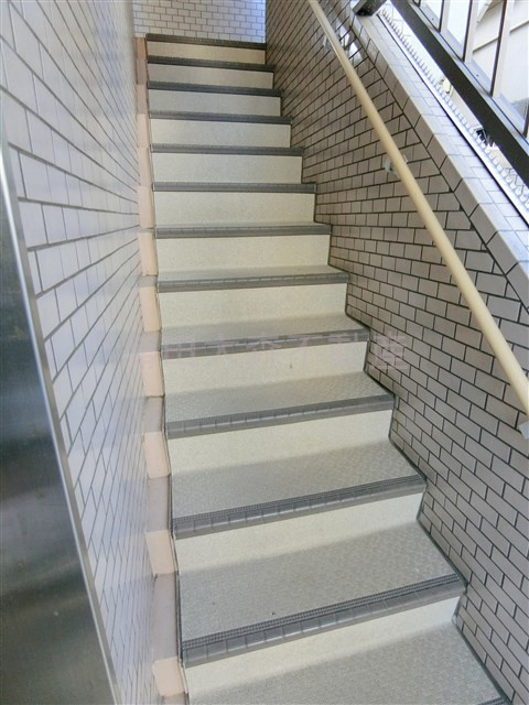 ジョイフル蒲田弐番館のその他共用部分|共用階段