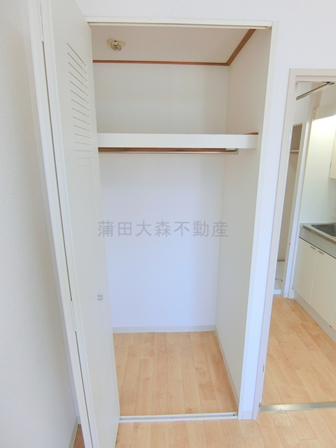 ジョイフル蒲田弐番館の収納|洋室　収納　クローゼット