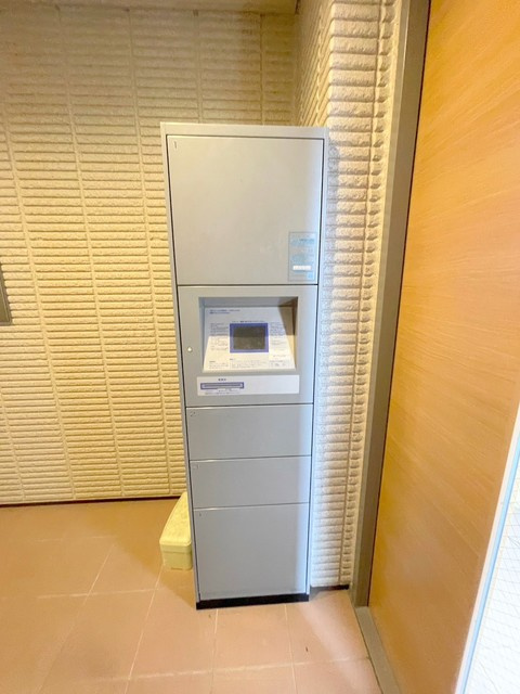 ｈｅｒｅｕｘ ｈｅｕｒｅ(ｳﾙｳｰﾙ)のその他共用部分|★宅配ボックス付き★