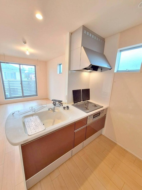 ｈｅｒｅｕｘ ｈｅｕｒｅ(ｳﾙｳｰﾙ)のキッチン|★お洒落なカウンターキッチン★