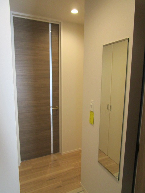 NSメゾン横浜の玄関