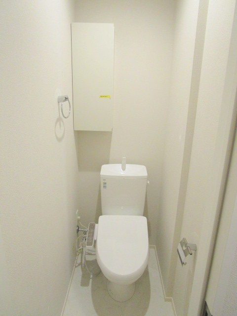 NSメゾン横浜のトイレ