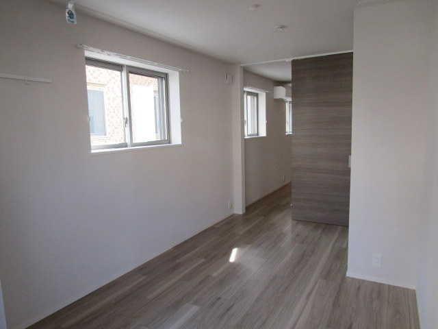 NSメゾン横浜の洋室