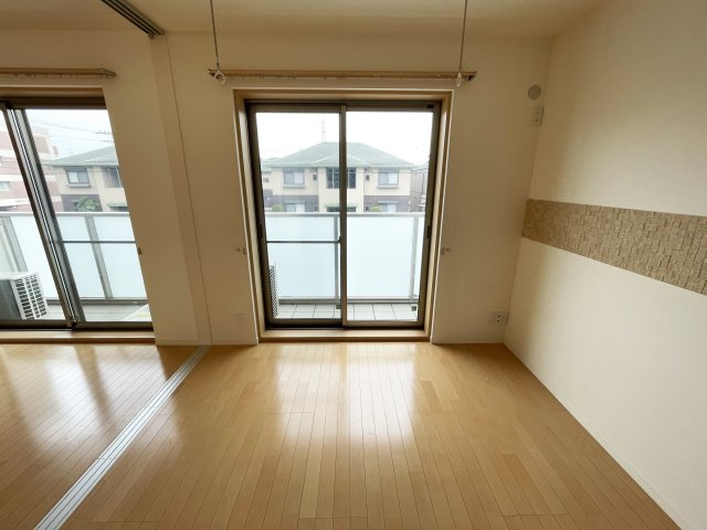 ベレオ一ツ橋の洋室