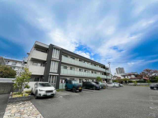 ベレオ一ツ橋の駐車場