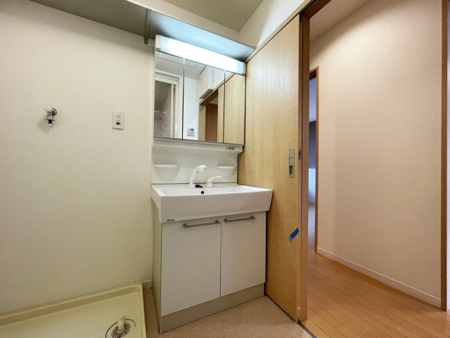 ベレオ一ツ橋の独立洗面台