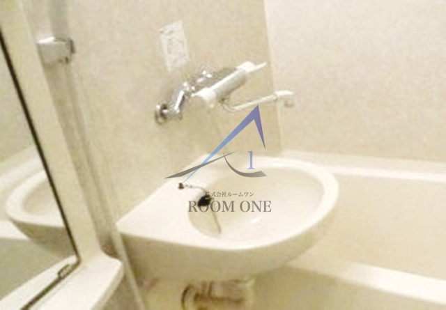 アヴァンティーク銀座東の洗面所|洗面台です。