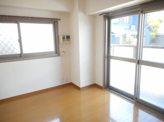 【居間・リビング】 | プルメリア中丸