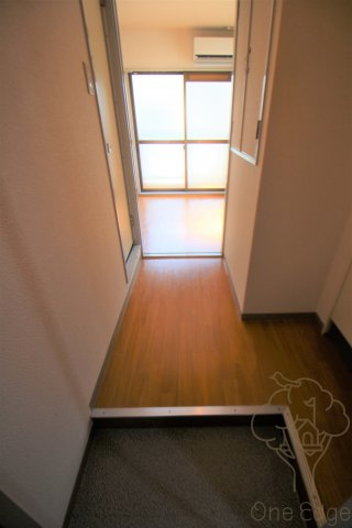グルンテープの玄関