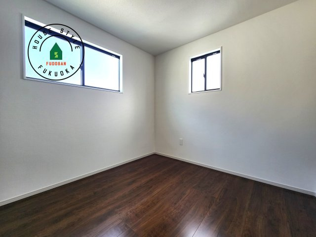 福岡市東区三苫2丁目第7-2棟(3号棟)の洋室|落ち着いた色調の洋室です。