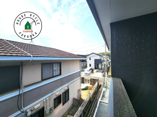 福岡市東区三苫2丁目第7-2棟(3号棟)の展望|窓から緑が見える物件も魅力的です。