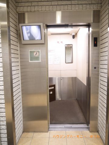 【その他共用部分】 | パレドール池袋 | 監視モニター付きのエレベーターとなっていますので、不審者回避にも安心です！