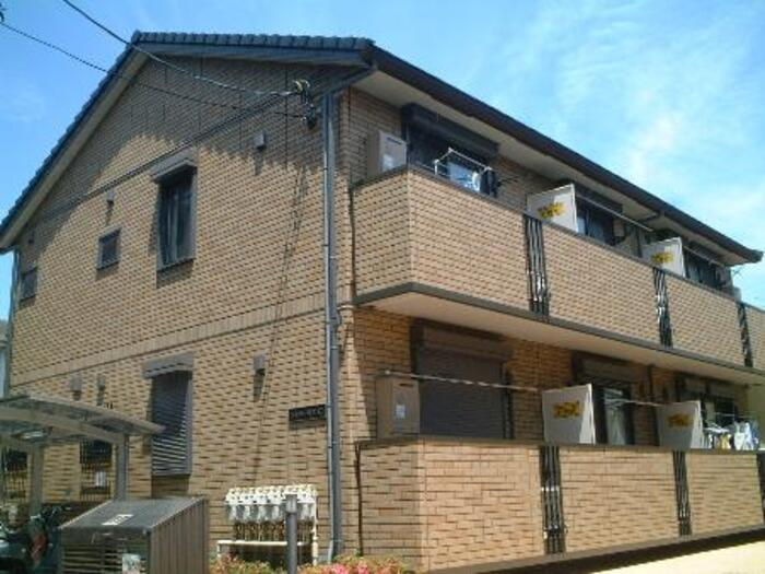 ファミーリエ　Ｂ・Ｃ　Ｃの外観