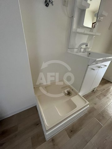 メゾンナカムラ北堀江の洗面所|メゾンナカムラ北堀江　室内洗濯機置き場