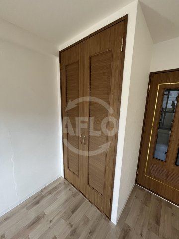 メゾンナカムラ北堀江の収納|メゾンナカムラ北堀江　クローゼット