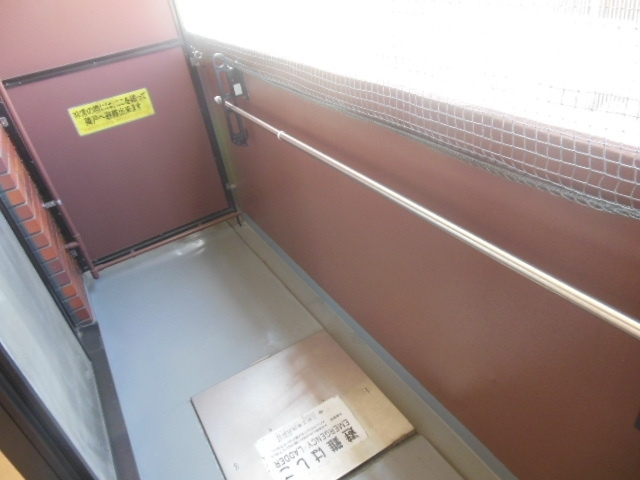 【バルコニー】 | TIKビル | ※空き予定の為、別部屋のイメージ写真となります。