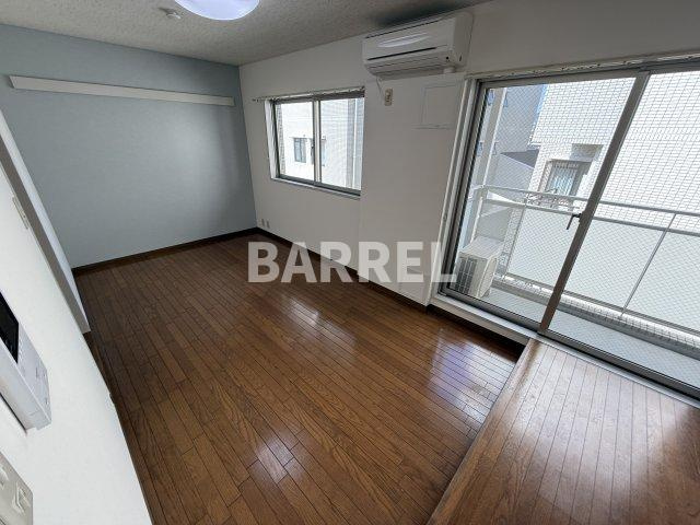 セントラルハイツ津雲台の居間・リビング