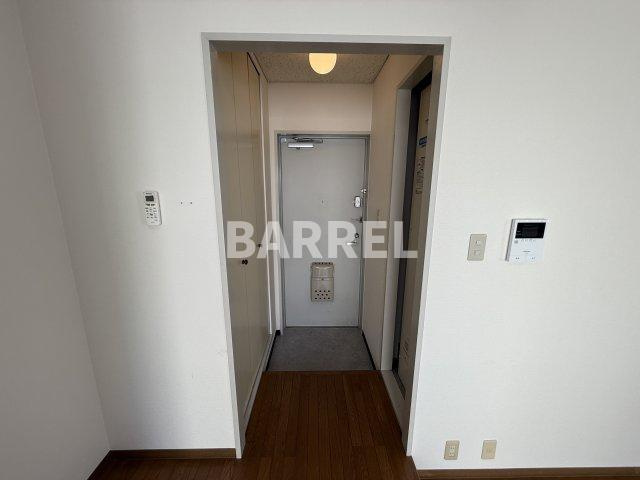 セントラルハイツ津雲台の玄関