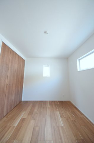 井口四丁目の洋室|全居室収納スペース有、お部屋が広く綺麗に使えます