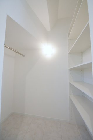 皆賀一丁目の収納|洗面所に収納スペースもあります