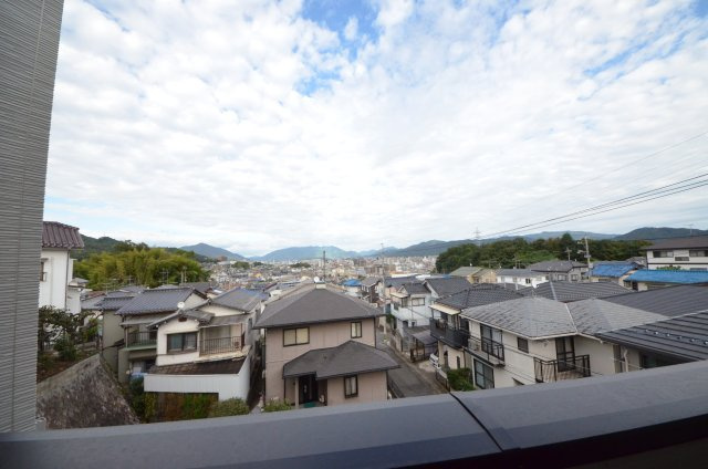 山本五丁目の収納|陽当眺望良好です