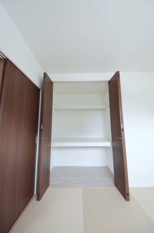 長楽寺一丁目の収納|全居室収納スペース有、お部屋が広く綺麗に使えます