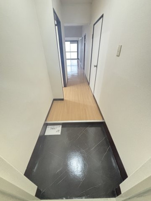 【玄関】 | シャルル新大阪