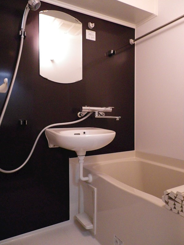 ルーブル野方伍番館の浴室