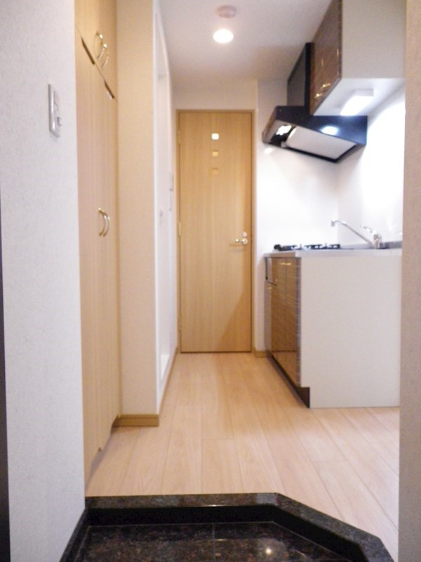 ルーブル野方伍番館の玄関