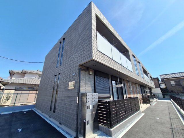 メゾンユイット