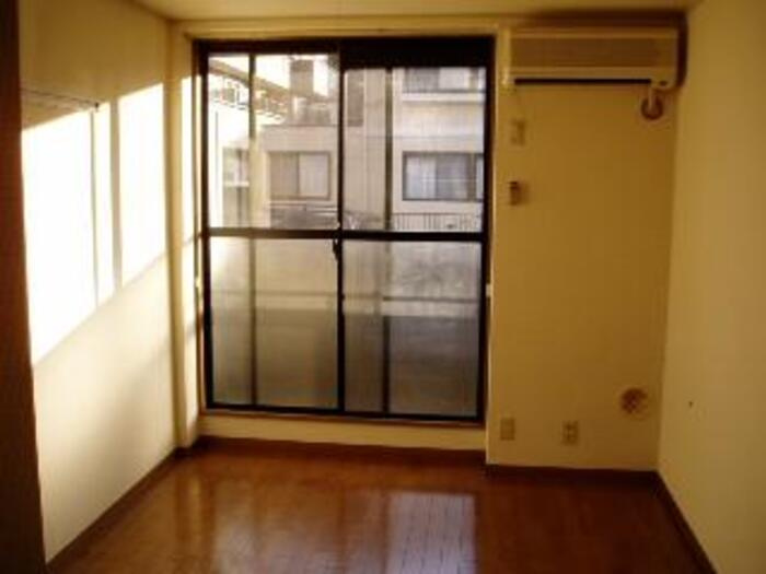 メイプルの居間・リビング