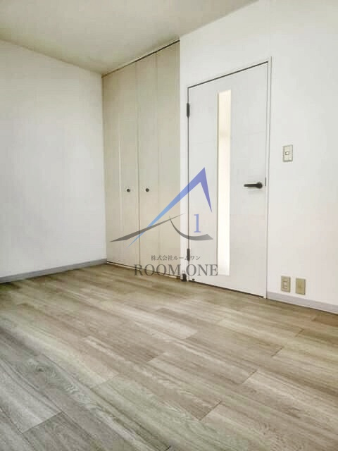 ２ｎｄ　ＰＬＡＮＥＴの居間・リビング|洋室のお部屋です。