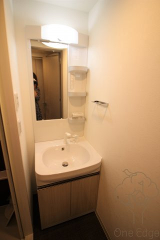 ミラージュパレス梅田グランツの独立洗面台