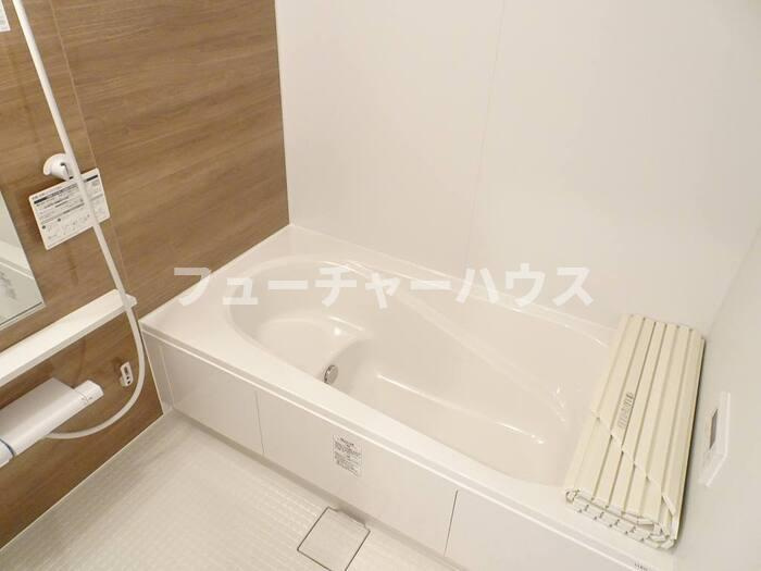 アルストロメリアの浴室