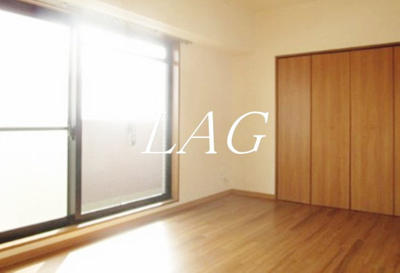 【居間・リビング】 | ローズガーデン | 洋室のお部屋です。